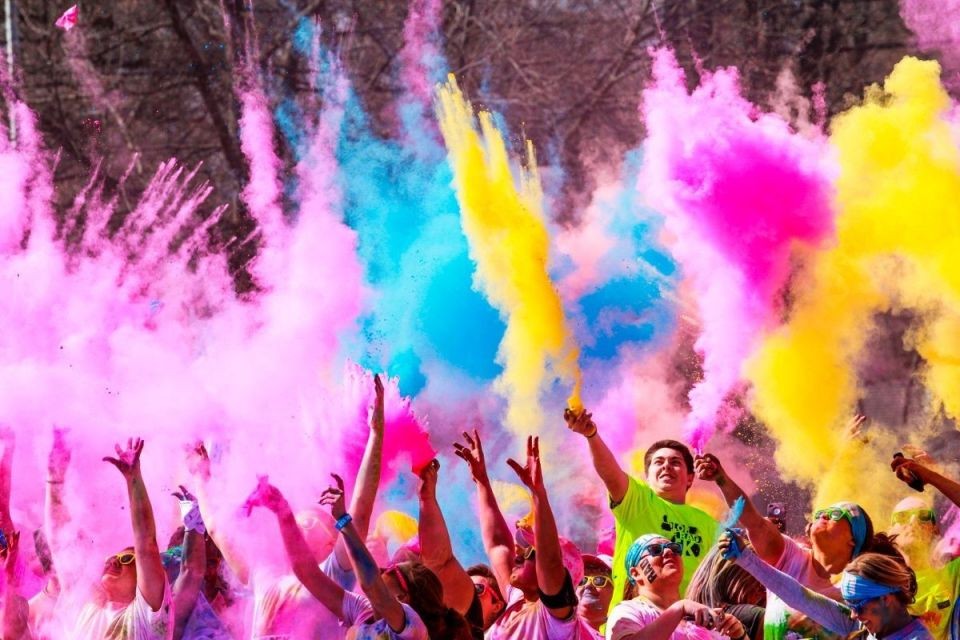 ¿Por qué usar bengalas de humo en celebraciones? ¿Por qué usar bengalas de humo en celebraciones?